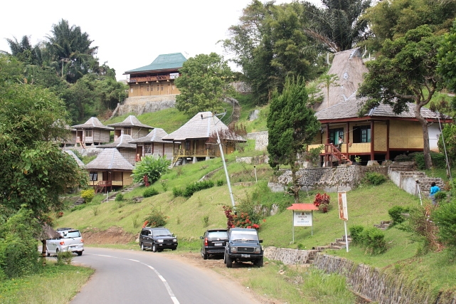 Kelimutu Adventure  2 Days 1 Night