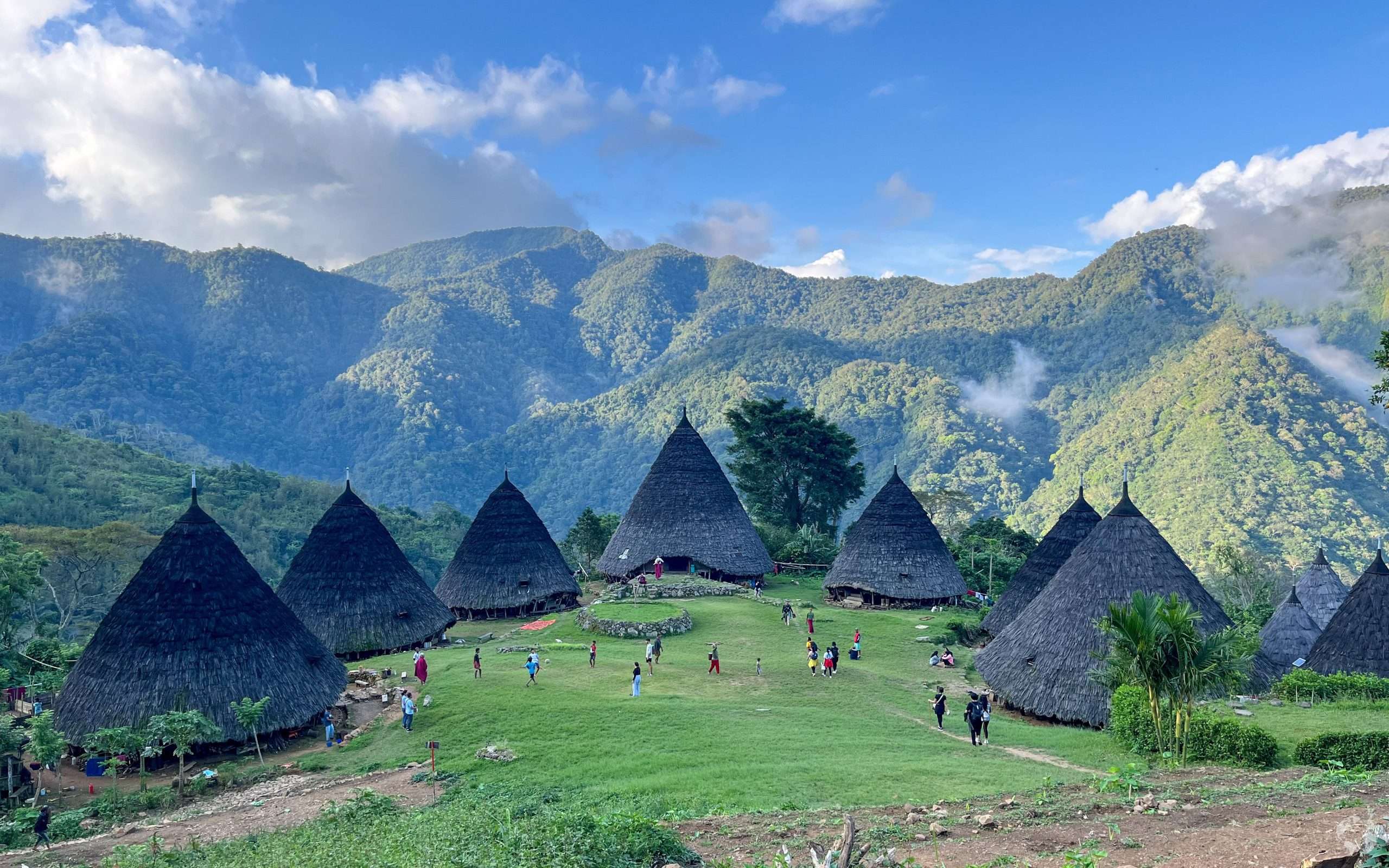 Wae Rebo Tour 3 Days 2 Nights