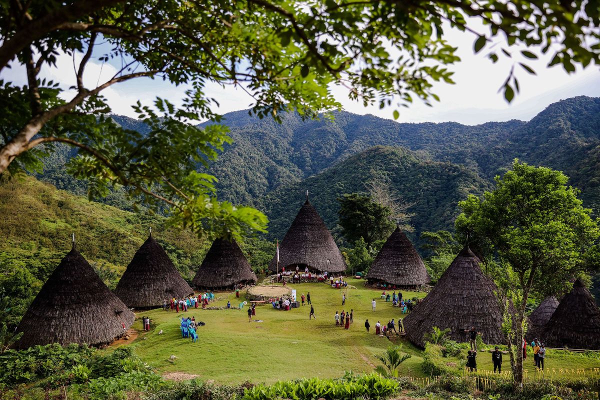 Wae Rebo & Komodo Adventure 5 Days 4 Nights